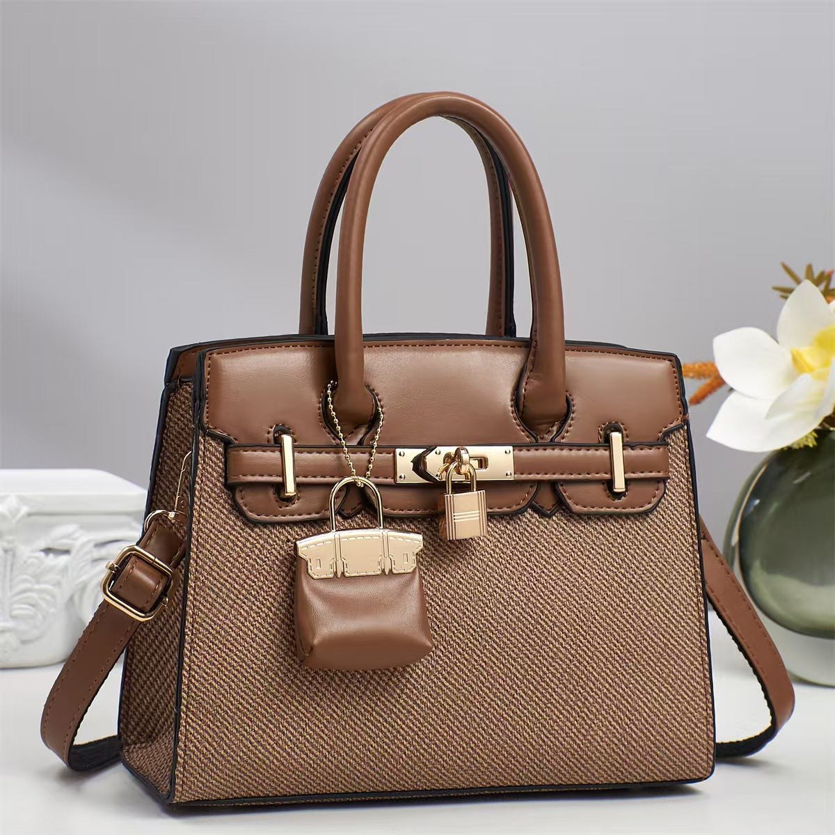 Solid Color Commuting Crossbody Handbag