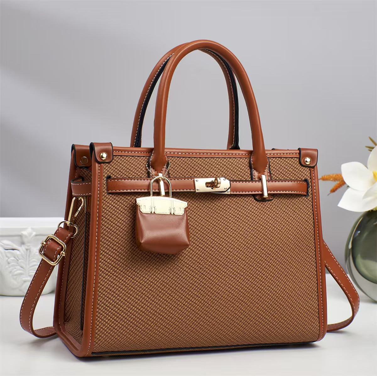 Solid Color Lychee Pattern Versatile Shoulder Bag