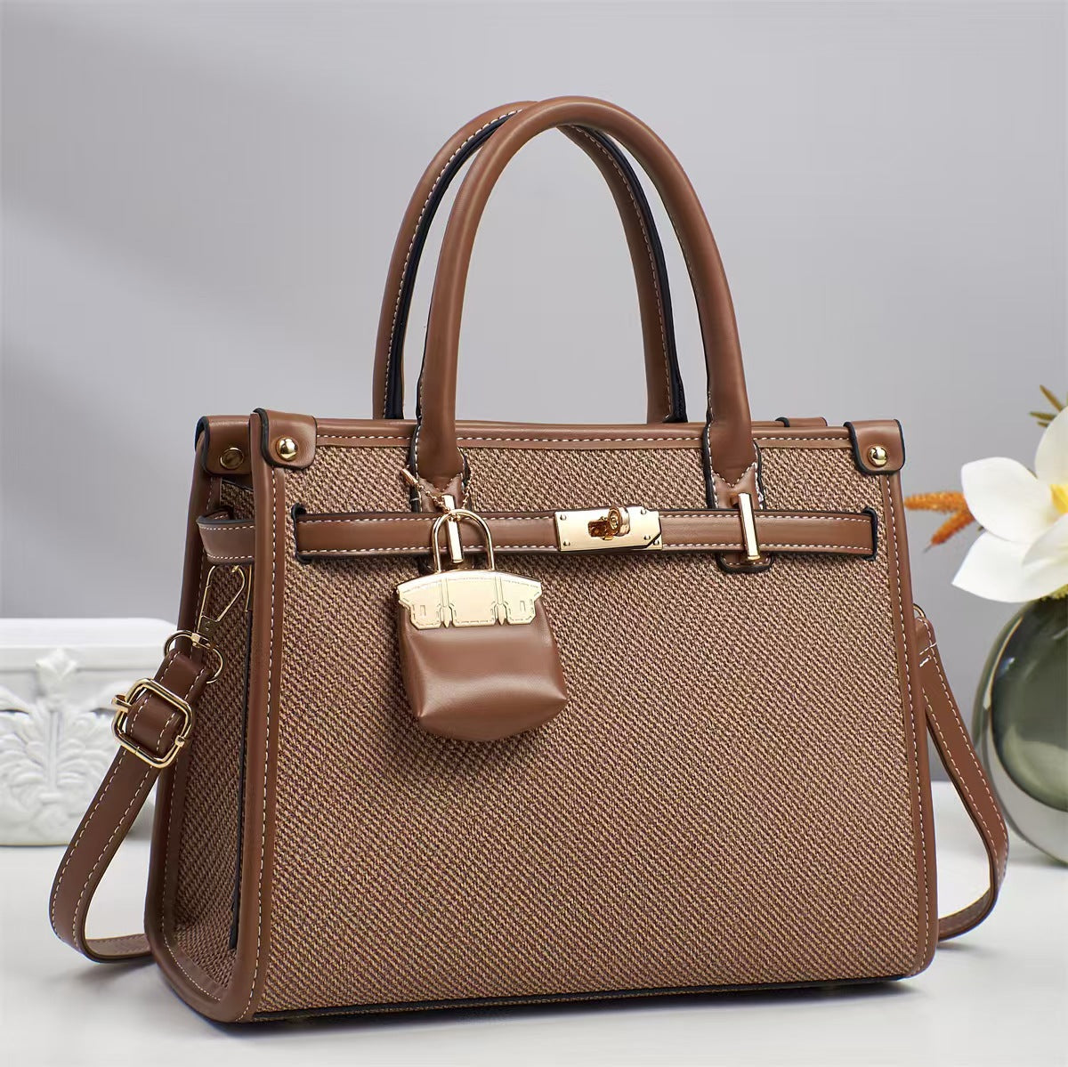 Solid Color Lychee Pattern Versatile Shoulder Bag